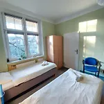Pod Starymi Lipami Rum i privatbostad *