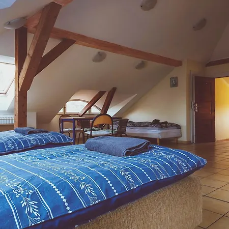Privatunterkunft Pod Starymi Lipami Stettin
