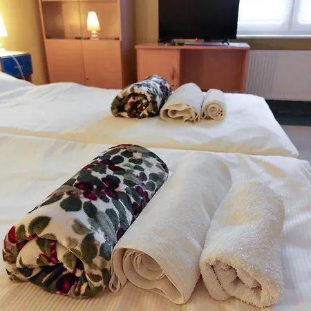 Pod Starymi Lipami Privatunterkunft Stettin