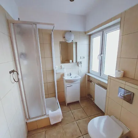 Pod Starymi Lipami *