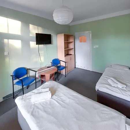 Pod Starymi Lipami Habitación en casa particular