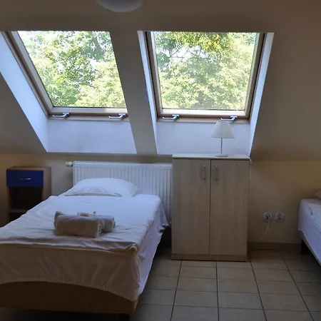 Privatunterkunft Pod Starymi Lipami