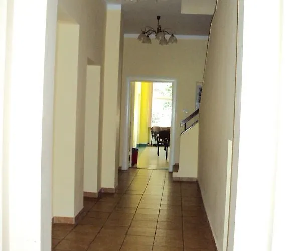 Homestay Pod Starymi Lipami *